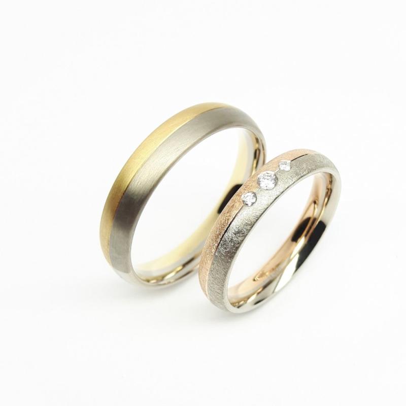 Bague en or blanc et rouge 18kt.